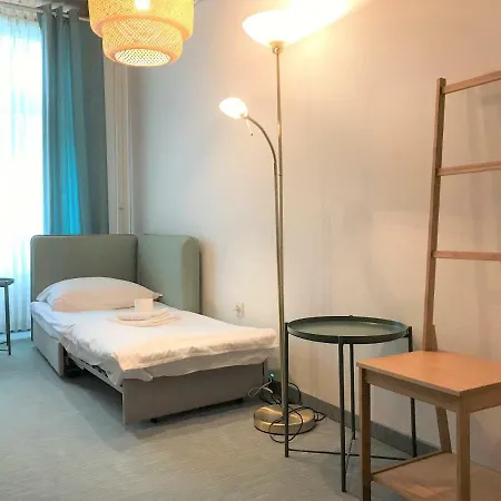Rtv S-room Otel